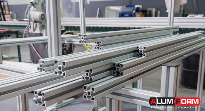 البروفيلات الألمنيومية العامة